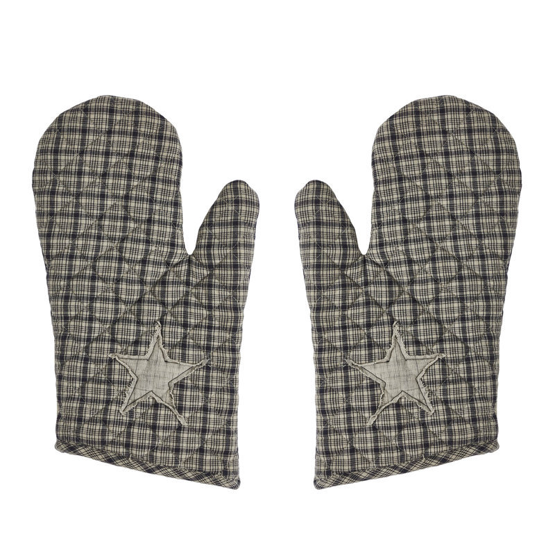 Patriotic Navy and Tan Plaid Cotton Oven Mitt Set