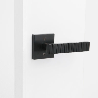Levier de porte moderne noir Groove