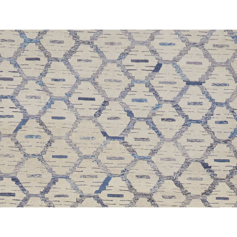 Oriental Area Rug in Blue/Beige