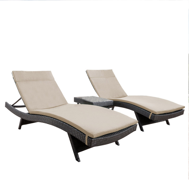 Ensemble de chaises longues inclinables 79,25 po avec coussins et table Brezza, Beige texturé, Gris