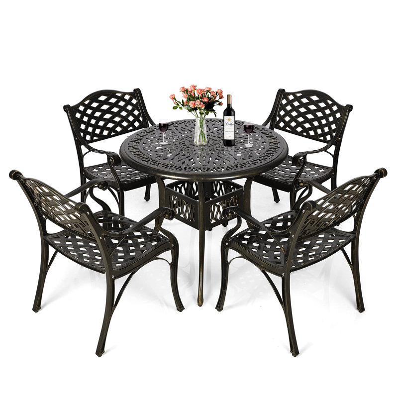 4 - Person Patio Dining Set with Round Table
