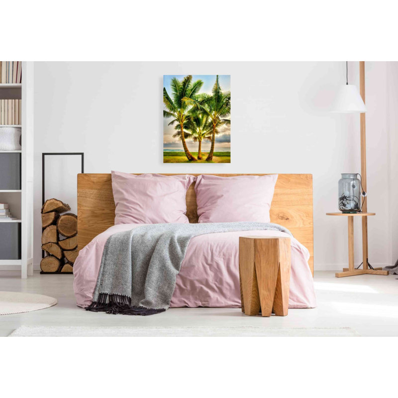 «Triple Palm» par Dennis Frates, art mural sur toile, H 40 po x l 26 po x P 1,5 po