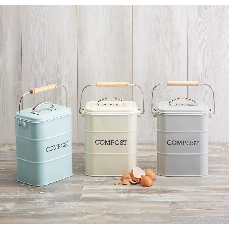 Living Nostalgia 3L Metal Compost Odor Resistant Indoor Compost Bucket, Cream