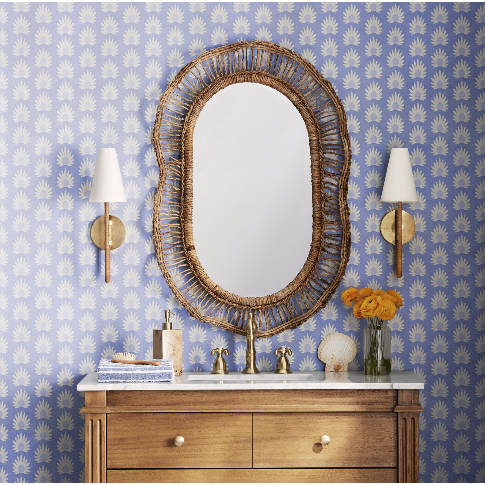 Alyssa Single Light Dimmable Armed Sconce