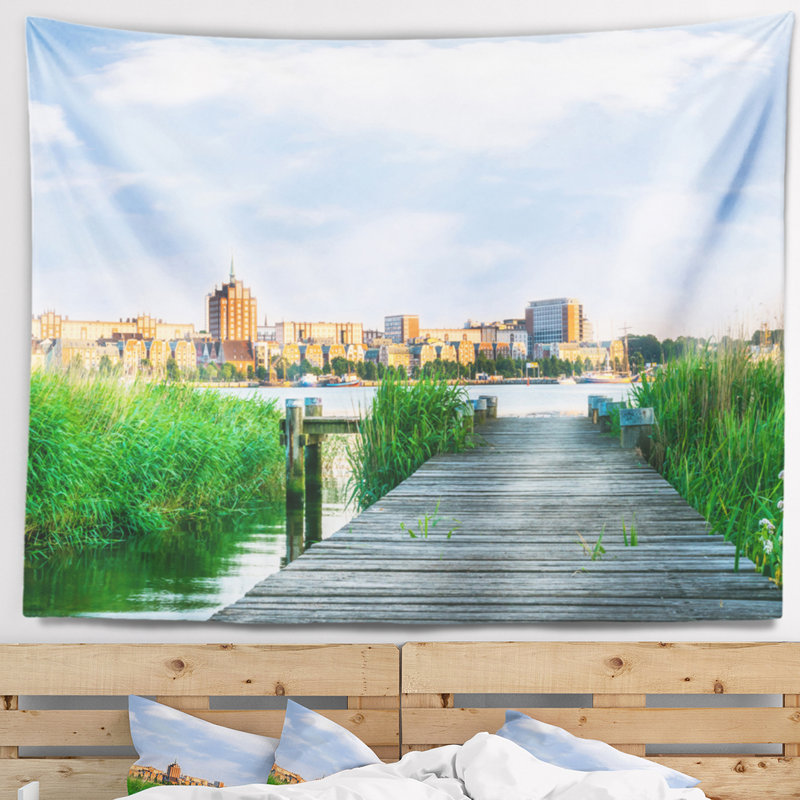 Tapisserie warnow en bois en polyester avec accessoires suspendus inclus, H 32 po x l 39 po