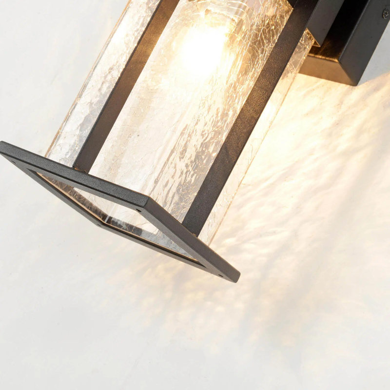  Classic Outdoor Wall Sconce 1 Light with Crackle Glass