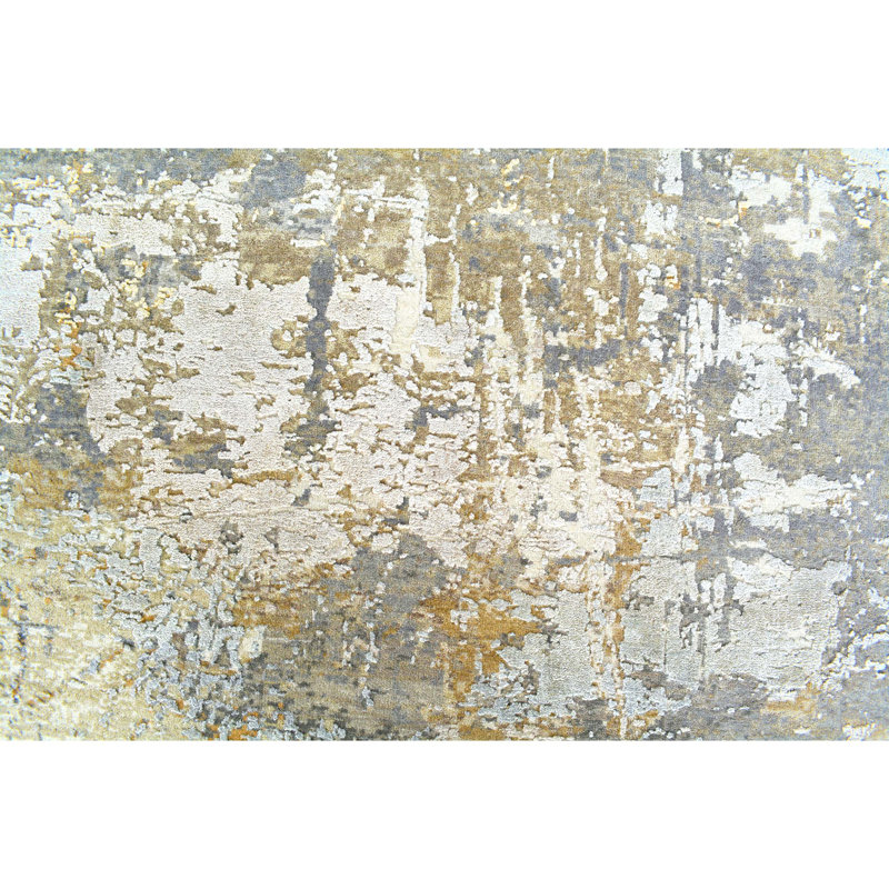 Abstract Area Rug in Grey/Gold