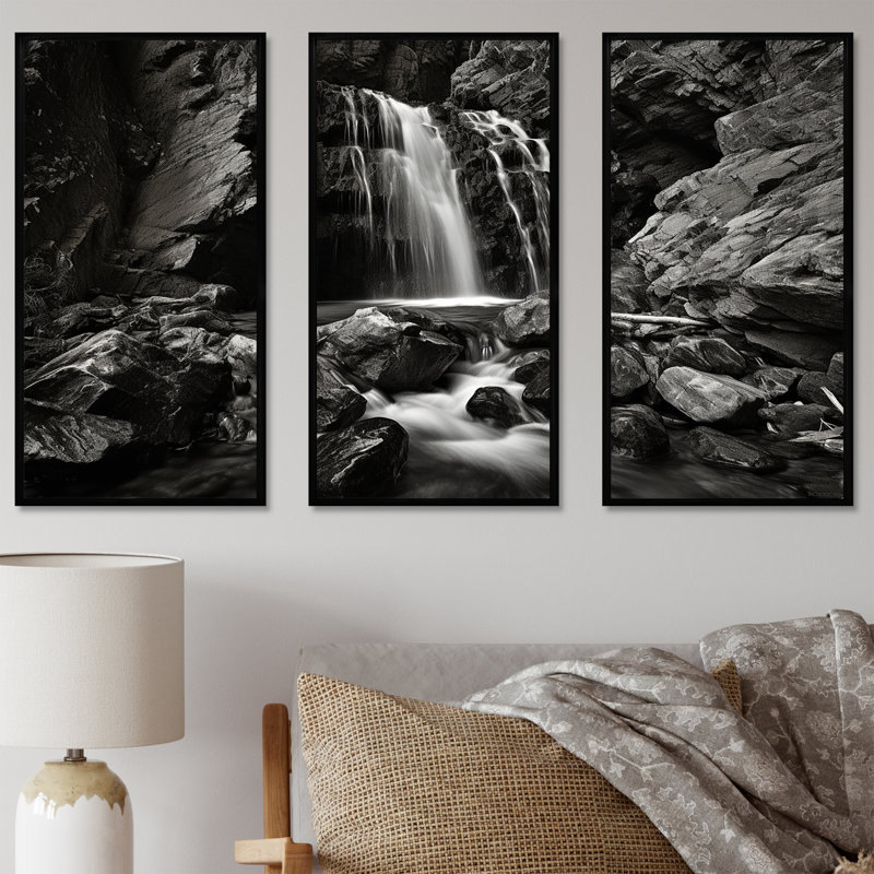 Waterfall Cliff Scenery II - Waterfall, ensemble d'art sur toile, Cadre flottant noir, H 40 po x l 60 po x P 1 po