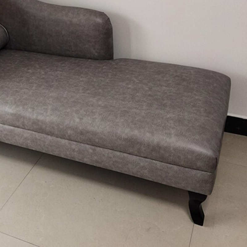 Simple chaise longue de loisir d'intérieur, Orienté vers la gauche