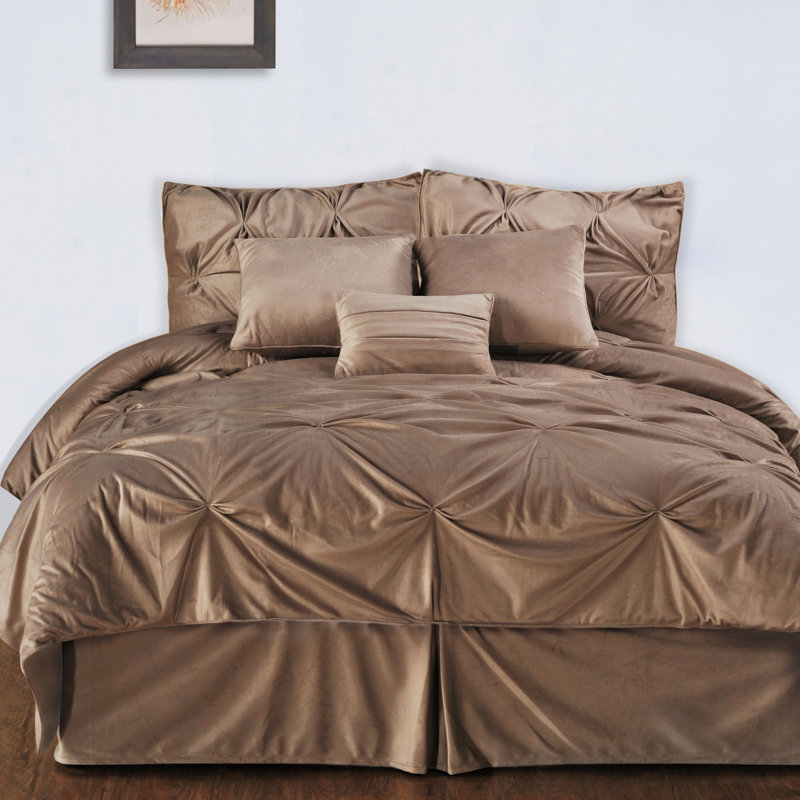 Pintuck Plush Polyester Comforter, Full Comforter + 6 Additional Pieces, Brown