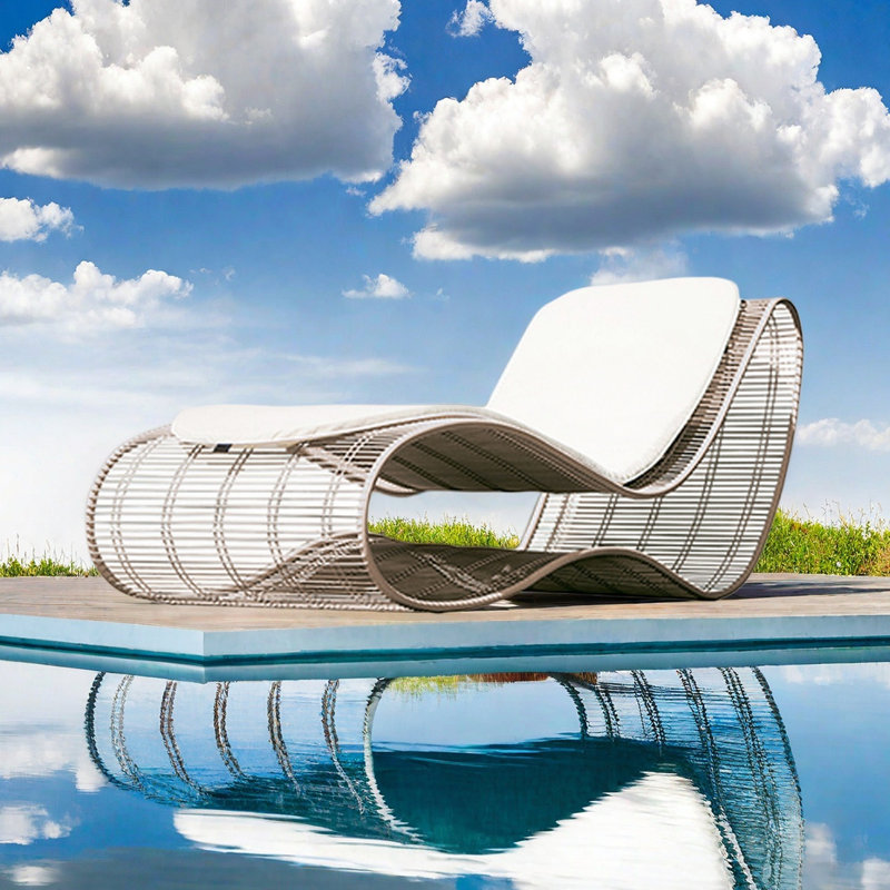 Chaise longue de piscine extérieure