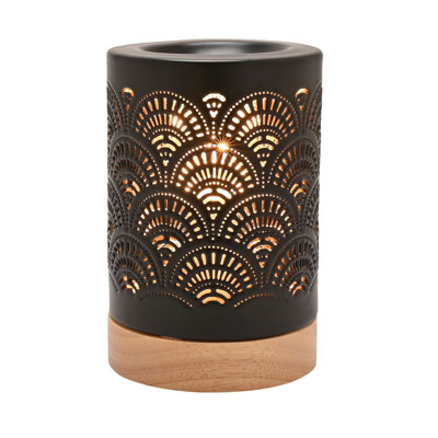 Surjeet Ceramic Table Lamp