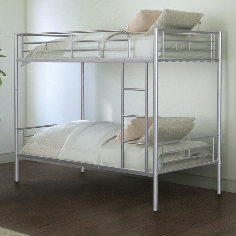 Structure simple en métal de style contemporain avec échelle attachée, Argent argent