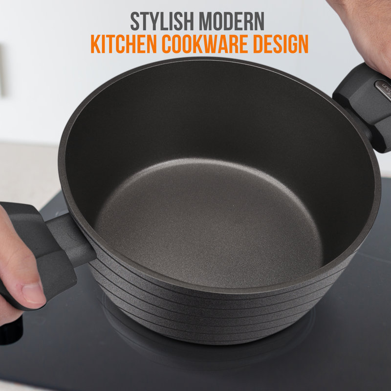 Black Aluminum 2 Quart Cooking Pot with Tempered Glass Lid