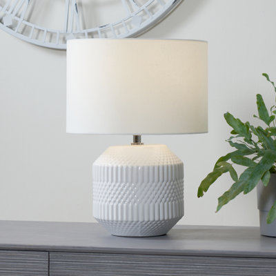Bequette 38cm Table Lamp