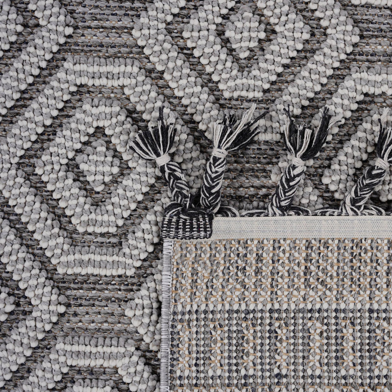 Geometric Indoor/Outdoor Area Rug, Rectangle 7'9" x 10'
