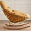Chaise berçante élégante et pratique-101656207