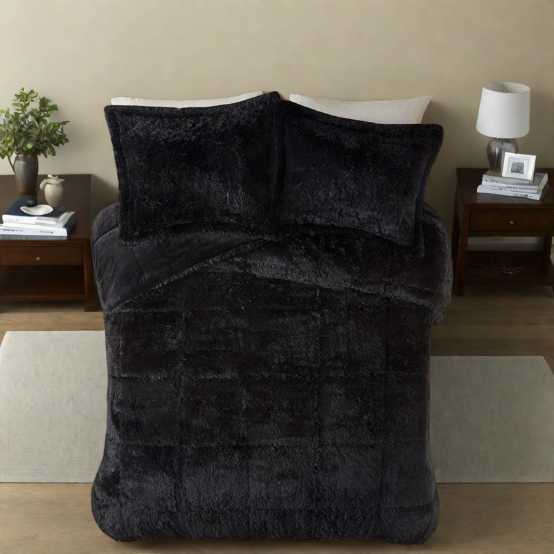 Luxurious Black Faux Fur Bedding Sets For Modern Home