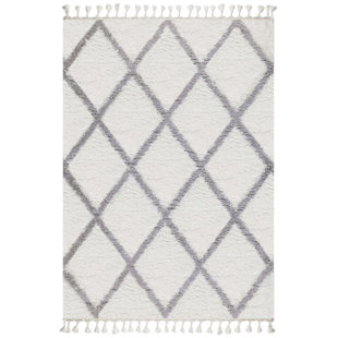 Marquavius Shaggy Geometric Design White Grey Carpet Machine Made Polyester Area Rug