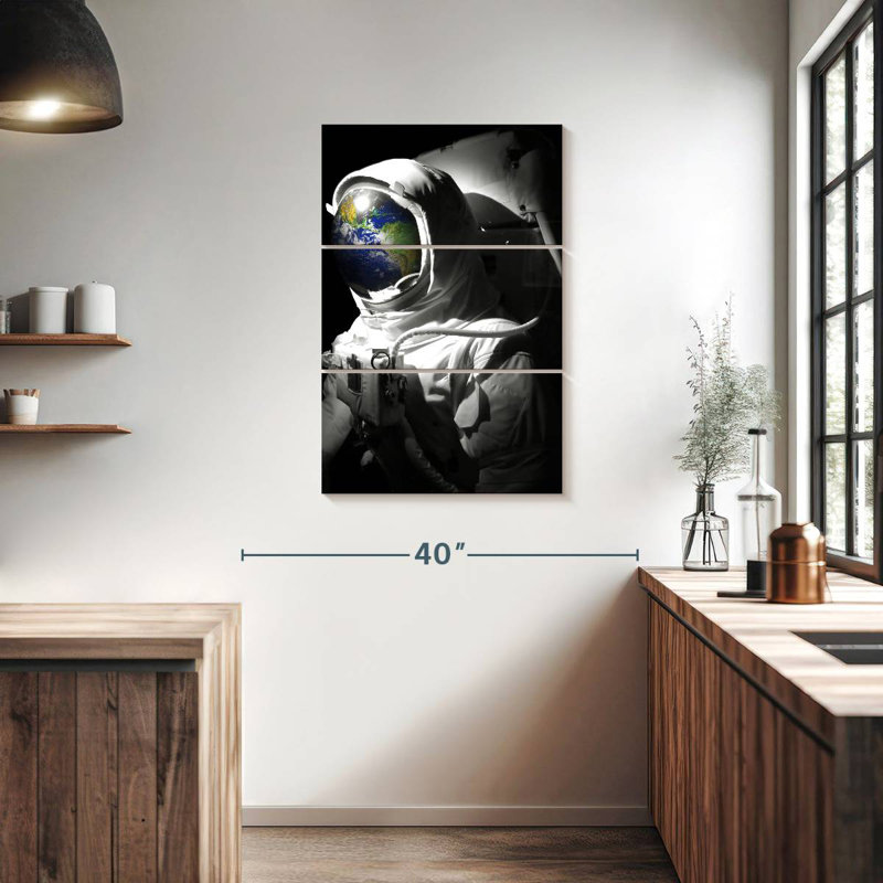 Oberle Astronaut Earth Pop, 38" H x 24" W