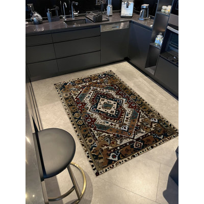 Green Coloured Antique Design Series Pattern Vintage Decorative Rug