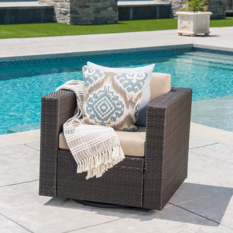 Chaise d'extérieur pivotante en rotin avec coussins, Beige