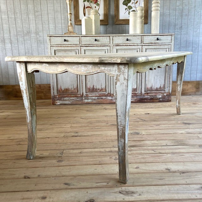 Brume De Mer Dining Table