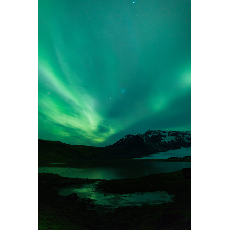 Aurore boréale au-dessus de l'Islande - Photographie sur toile tendue, H 18 po x l 12 po