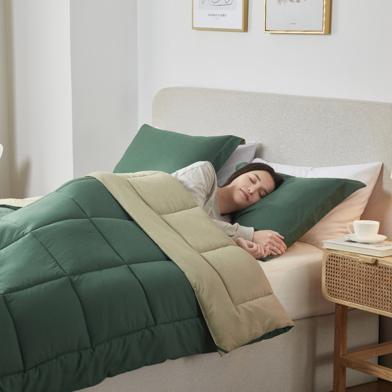 Édredon en duvet synthétique toutes saisons Nestl, Vert chasse / Sauge, Édredon pour lit simple + 1 taie décorative stan