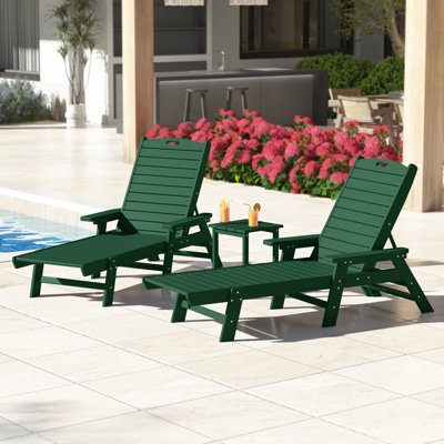 Laguna Outdoor Chaise Lounge with Table