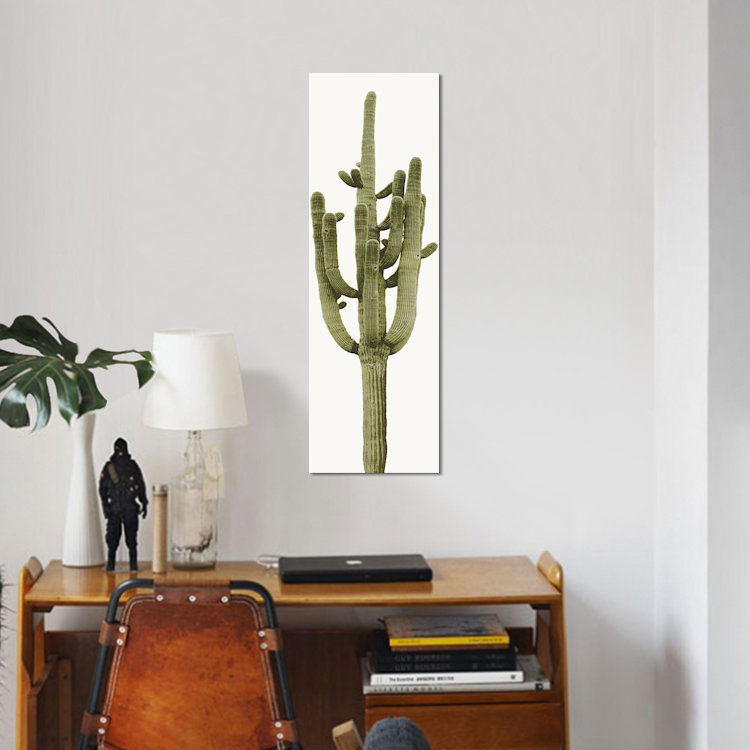 «Saguaro Cactus II» par Mia Jensen, impression sur toile tendue, H 36 po x l 12 po x P 1,5 po, Toile tendue
