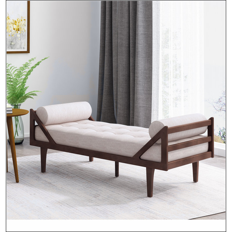 CHAISE LOUNGE