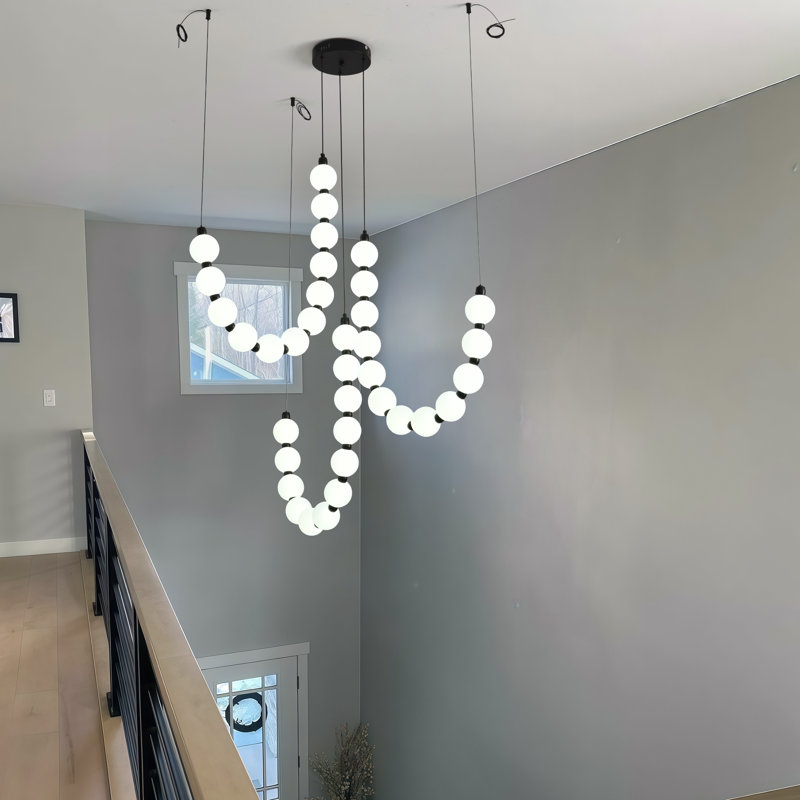 Lustre moderne perlé noir à DEL, plafonnier multi-globe haut pour escalier, Noir mat