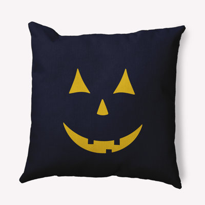 Vinco Throw Pillow