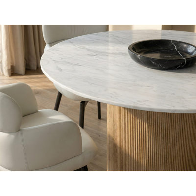 Vienna Quartz Round Dining Table