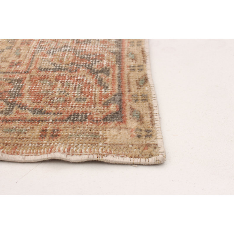 Tapis kaki clair rétro Trayvis 3 pi 9 po x 6 pi 8 po