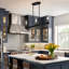 Suspension linéaire moderne à 3 lumières avec finitions noire et or foncé, îlot de cuisine