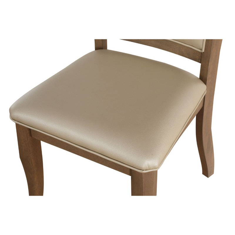 Chaise d’appoint à dossier en lattes beige