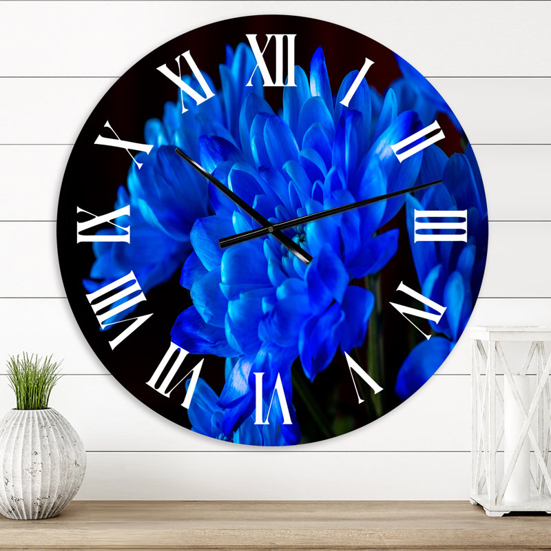 Horloge murale bleue fleurs de chrysanthème II, Moyenne