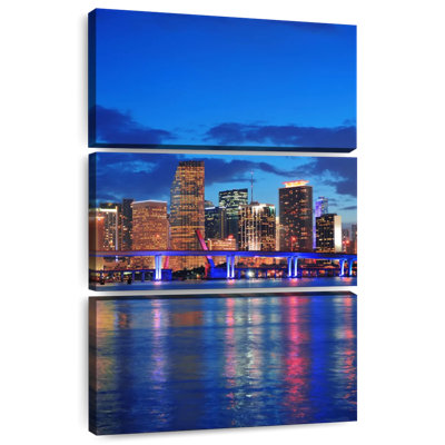 Masam Miami City Night Scene