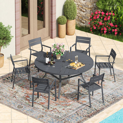 Ensemble repas pour 6 personnes avec table de salle à manger ronde en métal 50 po et 6 chaises empilables