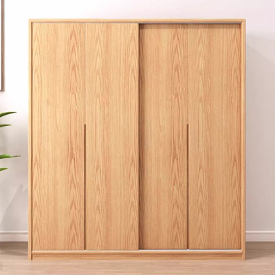Garde-robe classique simple
