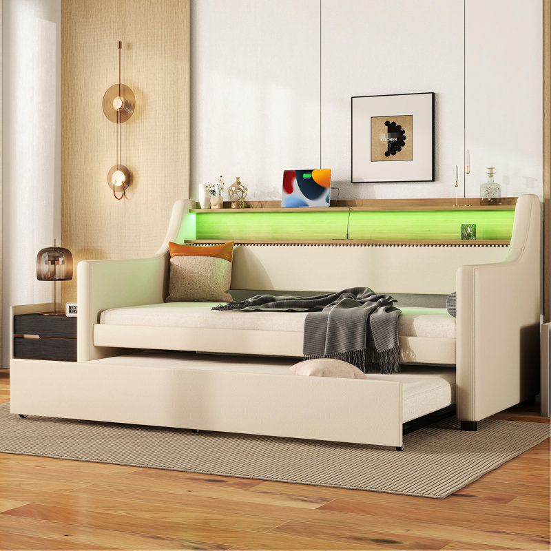 Lit de jour simple avec couchette en beige, cuir PU enduit, station de charge, lumières à DEL et support de tête de lit beige