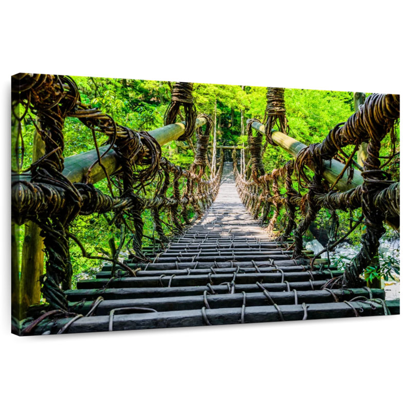 Lilie Tree Vine Bridge