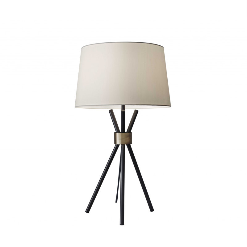 Lampe de table trépied 25,5 po Carmine