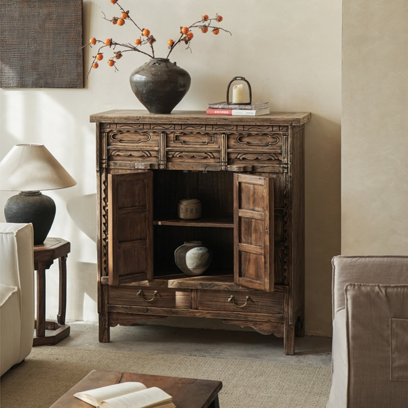 Buffet classique en bois massif