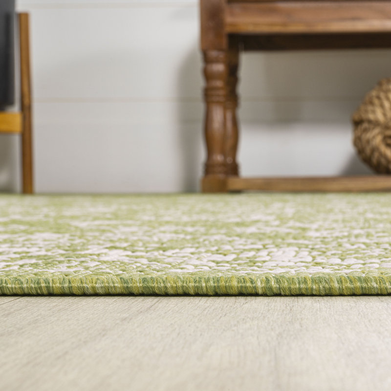 Demians Bohemian Textured Weave Floral Green/Cream Indoor/Outdoor Rug, Round 5'3"