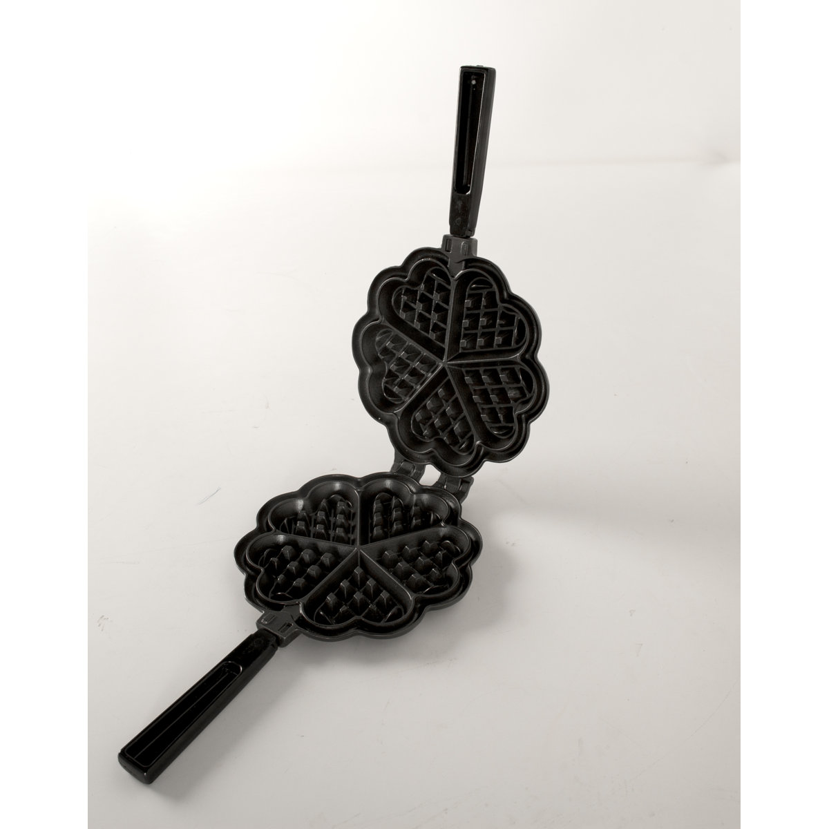 Nordic Ware Stovetop Waffle Iron (Heart Shape) - Thumbnail 5