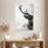 Visage de cerf noir et blanc sur toile