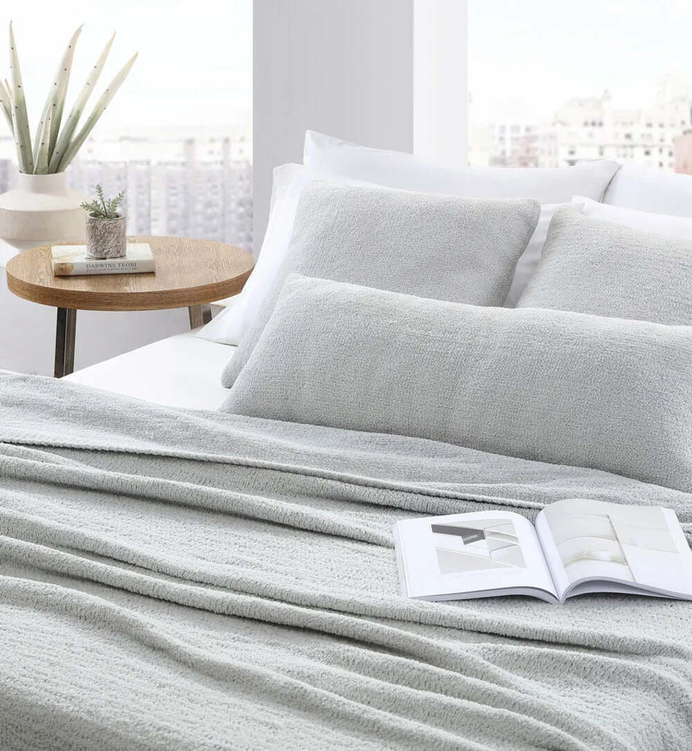 Snug Throw Blanket, Queen, Cloud Gray